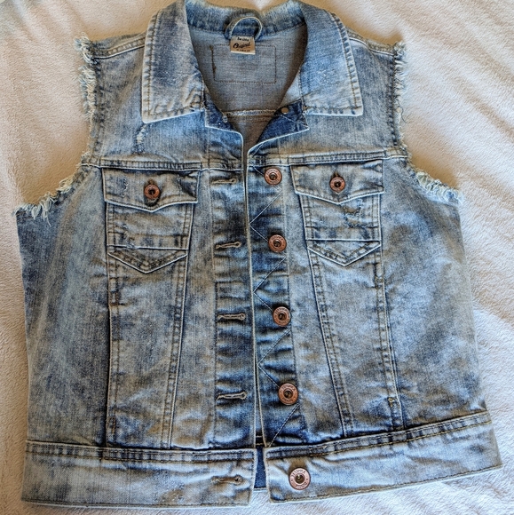 Bershka Distressed Light Wash Collared Crop Denim Vest Size M - Picture 3 of 10